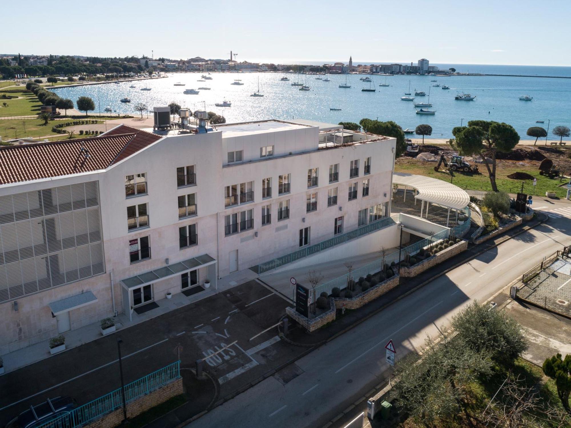 Humagum Sea View Apartment - Garden Palace Umago Exterior foto